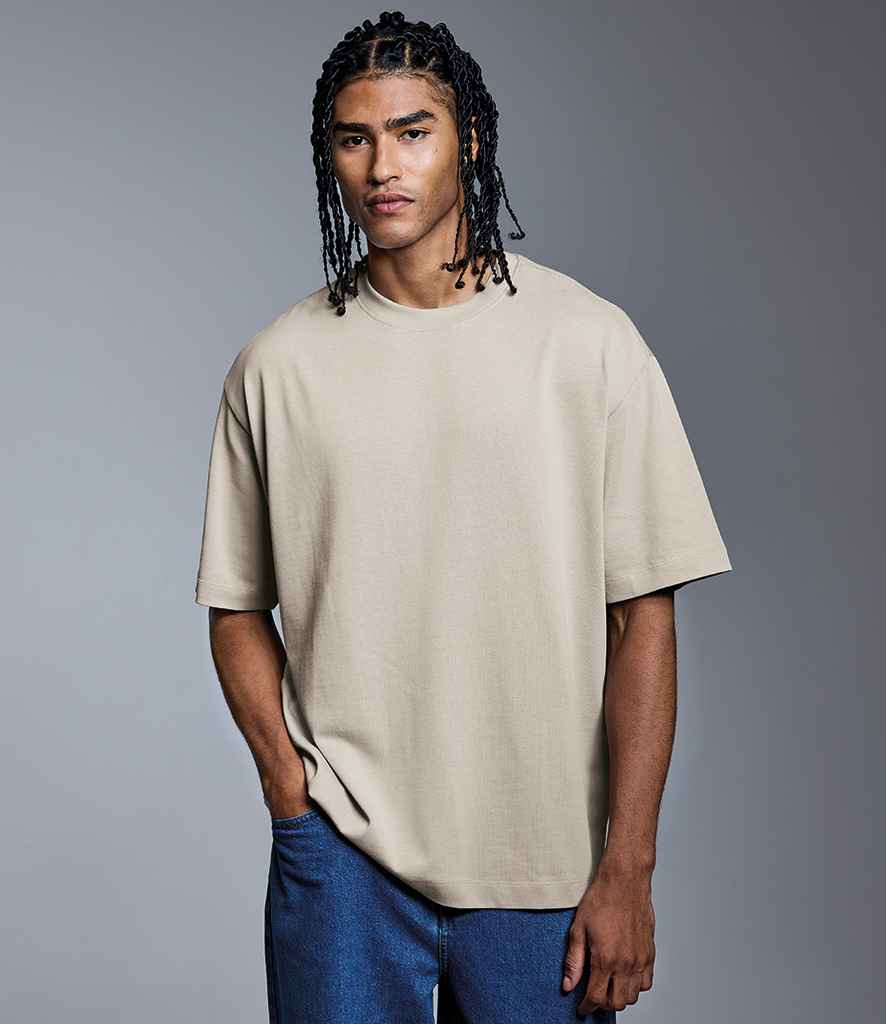 Anthem Amplify Heavyweight T-Shirt - PenCarrie